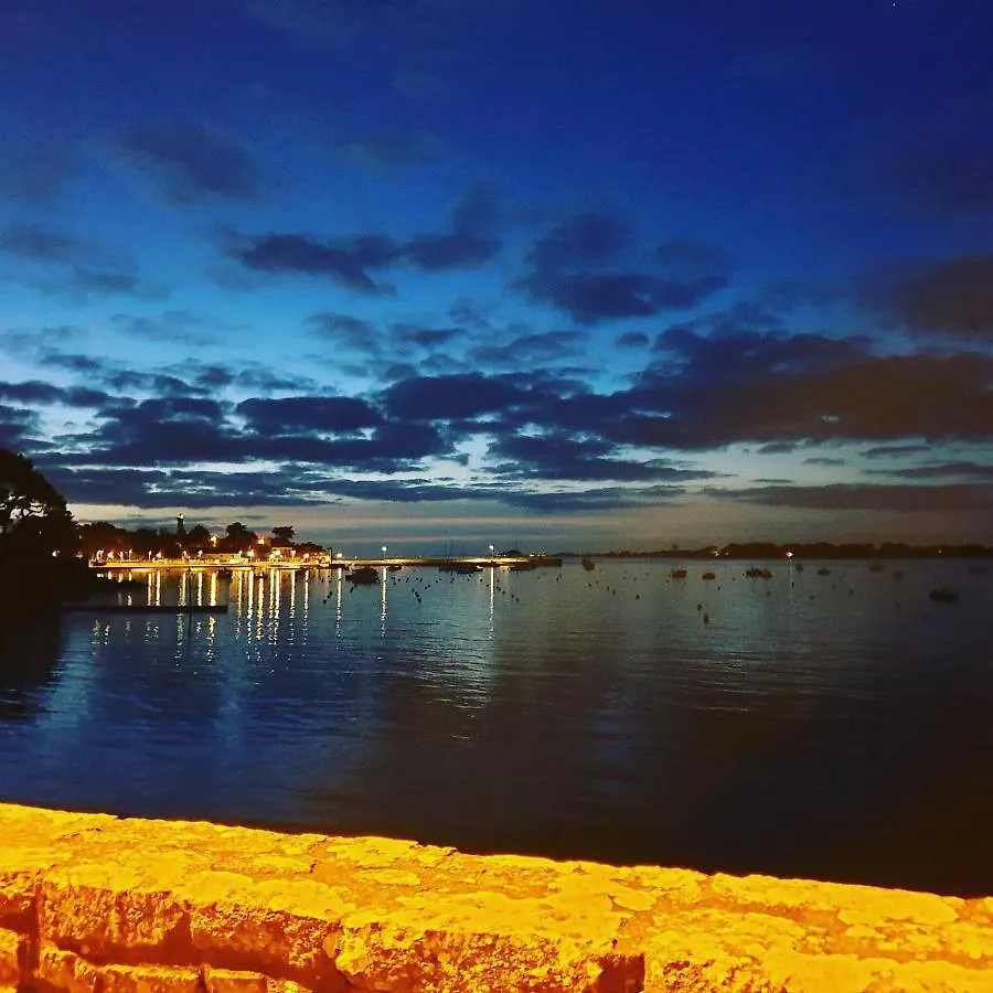 **  Hotel Glann Ar Mor Arzon Francia
